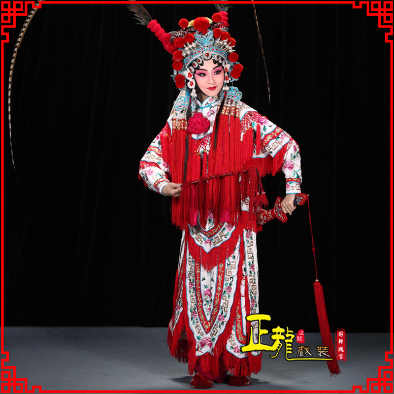 万山特刀马旦改容战父 软绉镶边女改良靠